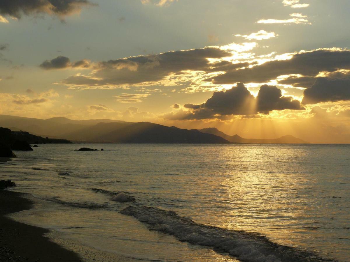 Ierapetra La Luna Blu 페르마 외부 사진